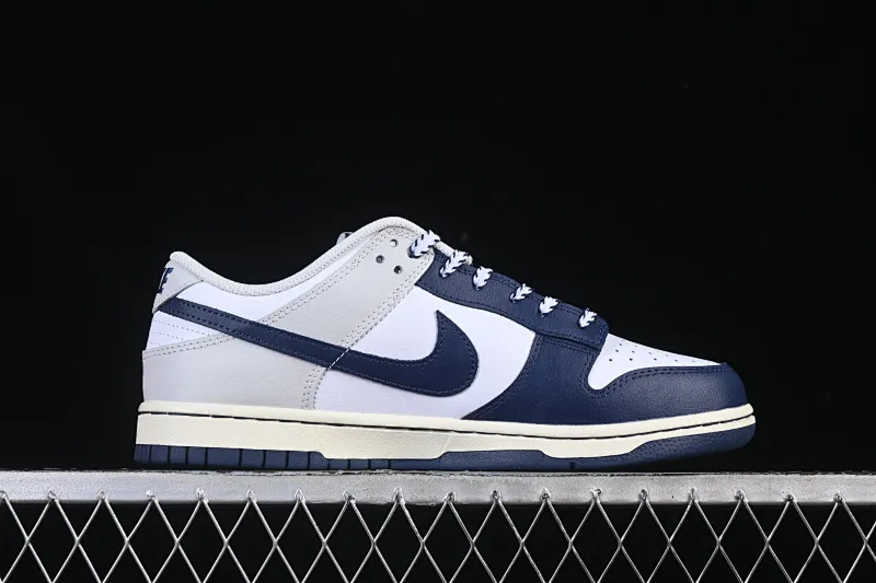 All categories Nk SB Dunk series Nk SB Dunk Low low-top sneakers Nike SB Dunk Low blue, white and gray color matching low-top casual sneakers IM2222-101